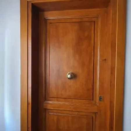 Tinacci Apartament *