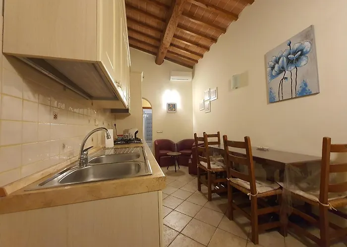 Tinacci Apartman *
